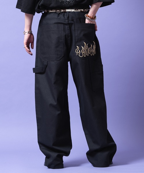 a.p.o.v.（エーピーオービー）の「a.p.o.v. バックアシンメトリーフレイム刺繍コットンスーパーワイドダブルニーペインターパンツ（チノパンツ・メンズ・ブラウン/ブラック・ONESIZE）」の6枚目の写真
