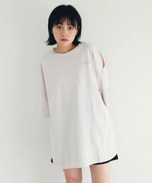 肩空きラウンドTシャツ【IROHANI】