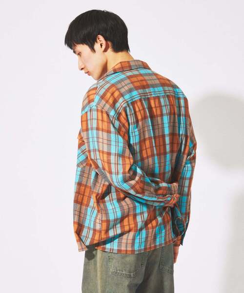 JOURNAL STANDARD(ジャーナルスタンダード)の「エアリー チェック オープンカラー シャツ(シャツ/ブラウス・メンズ・ライトグリーン/ホワイト×ホワイト/オレンジ/ブルー系その他・LARGE/MEDIUM)」の22枚目の写真