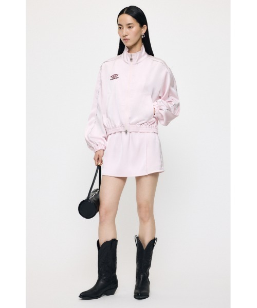 MOUSSY(マウジー)の「U/M SATIN トラックジャケット(その他アウター・レディース・ネイビー/ライトピンク・FREE)」の5枚目の写真