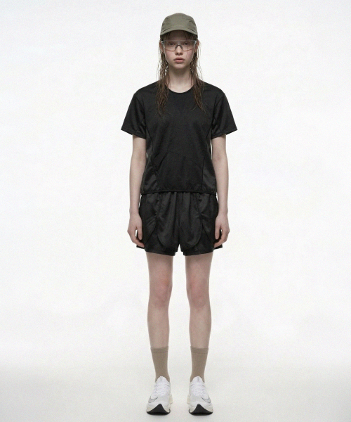 PRINOAR(プリノア)の「エテリアルショートスリーブ - ブラック(Tシャツ/カットソー・レディース・ブラック・SMALL/MEDIUM/LARGE)」の5枚目の写真