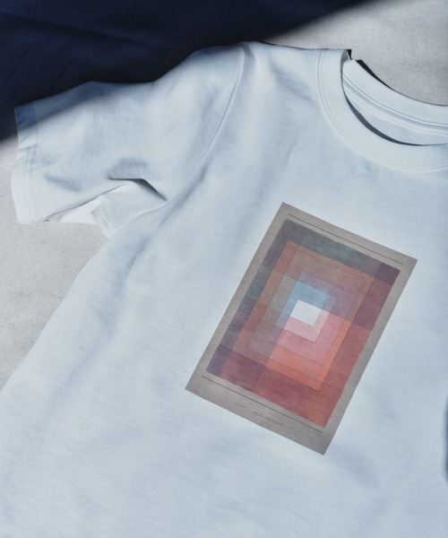 SALON adam et rope'(サロン アダム エ ロペ)の「【PAUL KLEE by SALON】プリントコンパクトT(Tシャツ/カットソー・レディース・ホワイト系その他2/ホワイト系その他/ホワイト・FREE)」の1枚目の写真