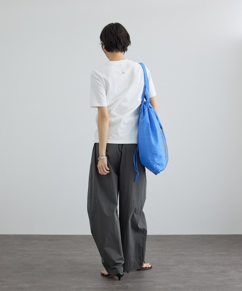 SALON adam et rope'(サロン アダム エ ロペ)の「【PAUL KLEE by SALON】プリントコンパクトT(Tシャツ/カットソー・レディース・ホワイト系その他2/ホワイト系その他/ホワイト・FREE)」の4枚目の写真
