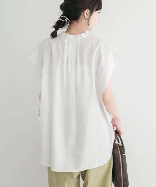 ITEMS URBANRESEARCH(アイテムズ アーバンリサーチ)の「リネン混タックフレンチスリーブシャツ(シャツ/ブラウス・レディース・ブラック/ホワイト/ライトブルー/カーキ・FREE)」の20枚目の写真