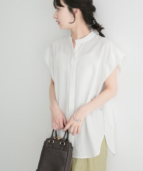 ITEMS URBANRESEARCH(アイテムズ アーバンリサーチ)の「リネン混タックフレンチスリーブシャツ(シャツ/ブラウス・レディース・ブラック/ホワイト/ライトブルー/カーキ・FREE)」の21枚目の写真