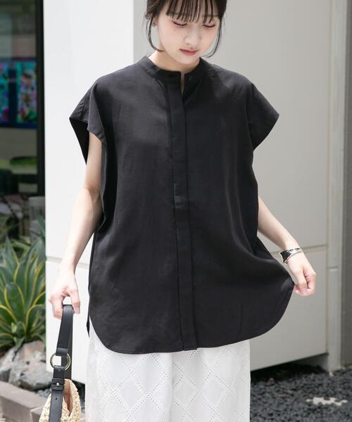 ITEMS URBANRESEARCH(アイテムズ アーバンリサーチ)の「リネン混タックフレンチスリーブシャツ(シャツ/ブラウス・レディース・ブラック/ホワイト/ライトブルー/カーキ・FREE)」の5枚目の写真