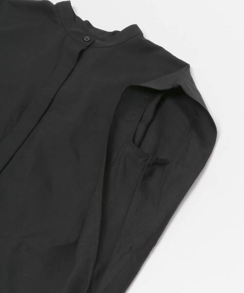 ITEMS URBANRESEARCH(アイテムズ アーバンリサーチ)の「リネン混タックフレンチスリーブシャツ(シャツ/ブラウス・レディース・ブラック/ホワイト/ライトブルー/カーキ・FREE)」の9枚目の写真