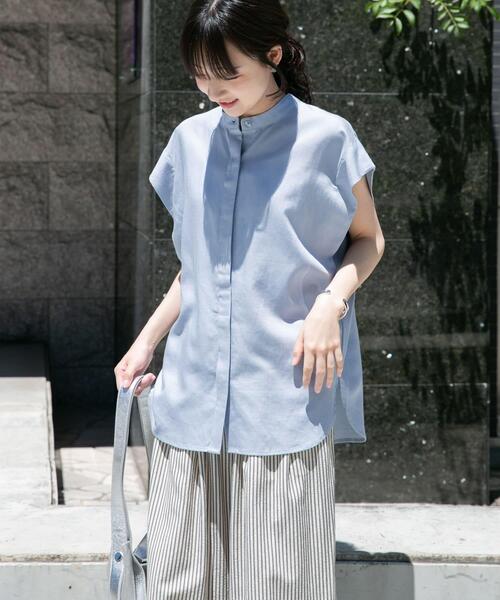 ITEMS URBANRESEARCH(アイテムズ アーバンリサーチ)の「リネン混タックフレンチスリーブシャツ(シャツ/ブラウス・レディース・ブラック/ホワイト/ライトブルー/カーキ・FREE)」の6枚目の写真