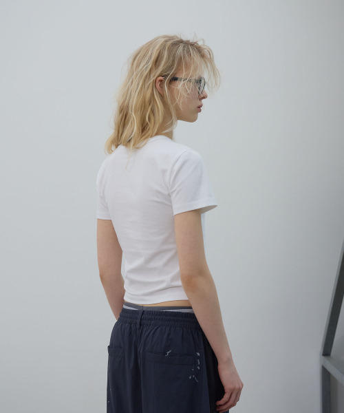 LCDC TM(エルシーディーシーティーエム)の「DOUBLE LAYER V-NECK TOP (WHITE)(Tシャツ/カットソー・レディース・その他・MEDIUM/SMALL)」の8枚目の写真