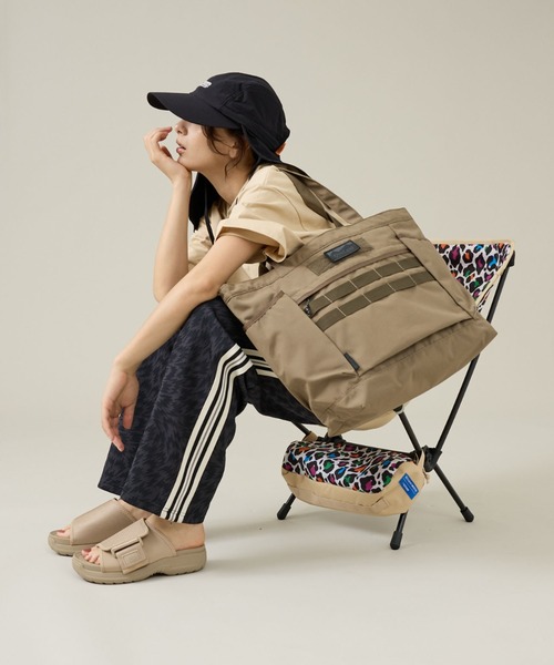 Overland(オーバーランド)の「【OverLand EQUIPMENT/オーバーランドイクイップメント】 TOTEBAG /トートバッグ/PC収納 大容量 トラベル /OL-256003(トートバッグ・メンズ・ブラック/ベージュ/カーキ・フリー)」の17枚目の写真