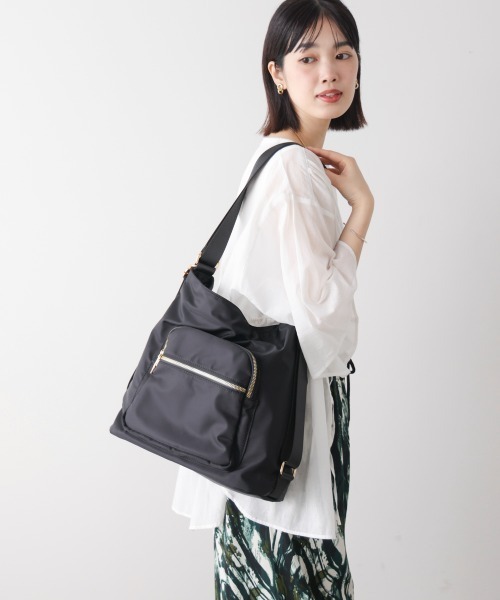 Bou Jeloud（ブージュルード）の「ナイロン２ＷＡＹバッグ（ショルダーバッグ・レディース・グレイッシュベージュ/ブラック・ONESIZE）」の4枚目の写真