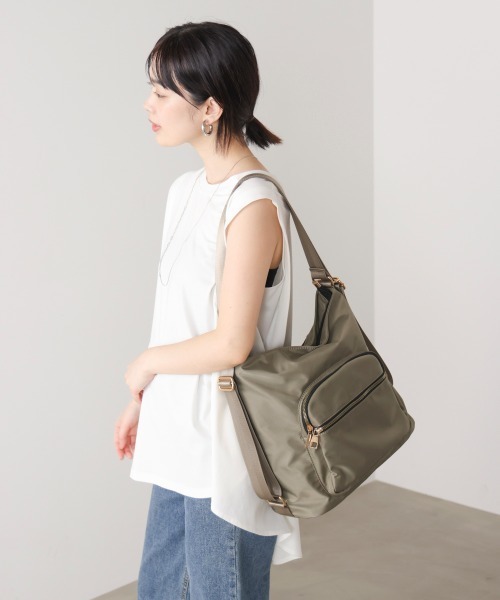 Bou Jeloud（ブージュルード）の「ナイロン２ＷＡＹバッグ（ショルダーバッグ・レディース・グレイッシュベージュ/ブラック・ONESIZE）」の15枚目の写真