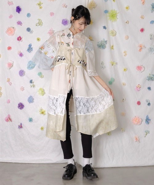 ScoLar（スカラー）の「162617：ストライプorチェック パンダ刺繍キャミワンピース（ワンピース・レディース・ブラック/アイボリー・M）」の4枚目の写真