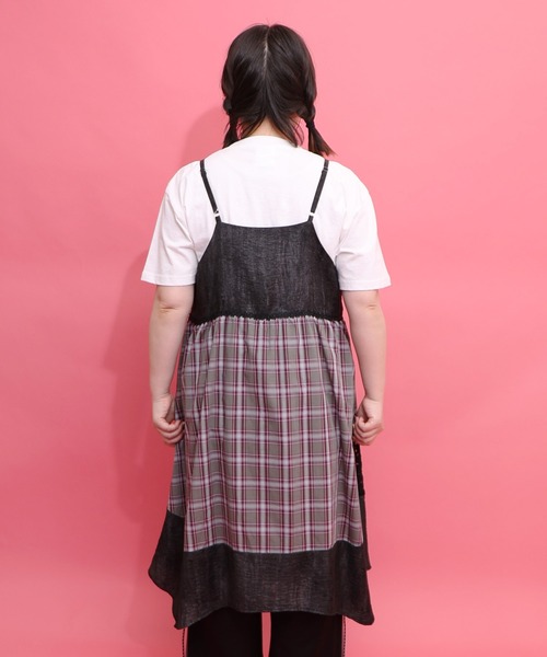 ScoLar（スカラー）の「162617：ストライプorチェック パンダ刺繍キャミワンピース（ワンピース・レディース・ブラック/アイボリー・M）」の16枚目の写真