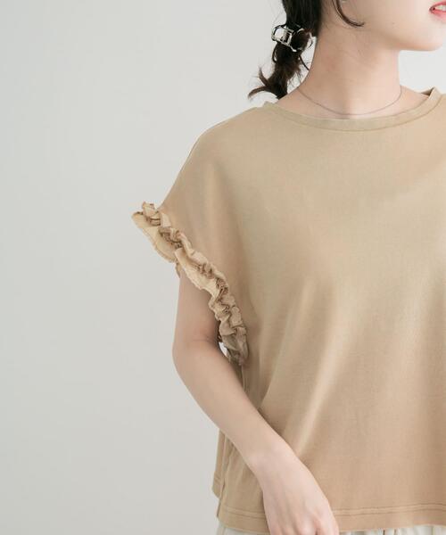 ITEMS URBANRESEARCH(アイテムズ アーバンリサーチ)の「ドッキングフリルTシャツ(Tシャツ/カットソー・レディース・スミクロ/レッド系その他/オフホワイト/ライトベージュ/オレンジ/オレンジ系その他・FREE)」の5枚目の写真