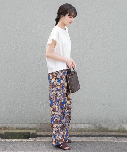 ITEMS URBANRESEARCH(アイテムズ アーバンリサーチ)の「ドッキングフリルTシャツ(Tシャツ/カットソー・レディース・スミクロ/レッド系その他/オフホワイト/ライトベージュ/オレンジ/オレンジ系その他・FREE)」の10枚目の写真