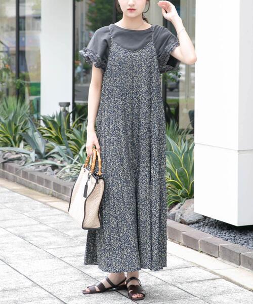 ITEMS URBANRESEARCH(アイテムズ アーバンリサーチ)の「ドッキングフリルTシャツ(Tシャツ/カットソー・レディース・スミクロ/レッド系その他/オフホワイト/ライトベージュ/オレンジ/オレンジ系その他・FREE)」の17枚目の写真
