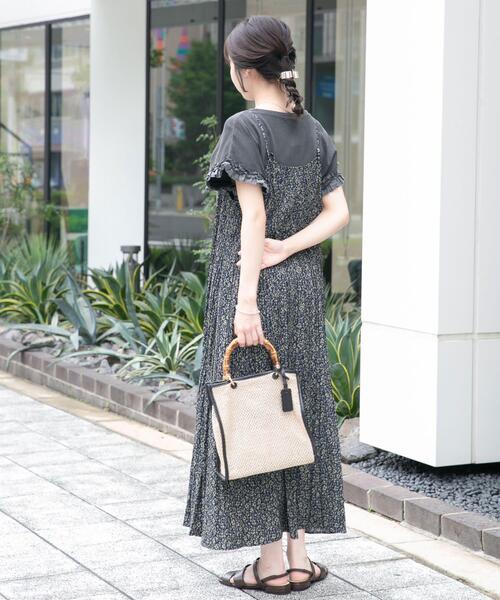 ITEMS URBANRESEARCH(アイテムズ アーバンリサーチ)の「ドッキングフリルTシャツ(Tシャツ/カットソー・レディース・スミクロ/レッド系その他/オフホワイト/ライトベージュ/オレンジ/オレンジ系その他・FREE)」の18枚目の写真