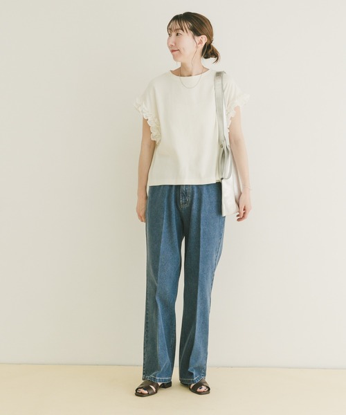 ITEMS URBANRESEARCH(アイテムズ アーバンリサーチ)の「ドッキングフリルTシャツ(Tシャツ/カットソー・レディース・スミクロ/レッド系その他/オフホワイト/ライトベージュ・FREE)」の15枚目の写真