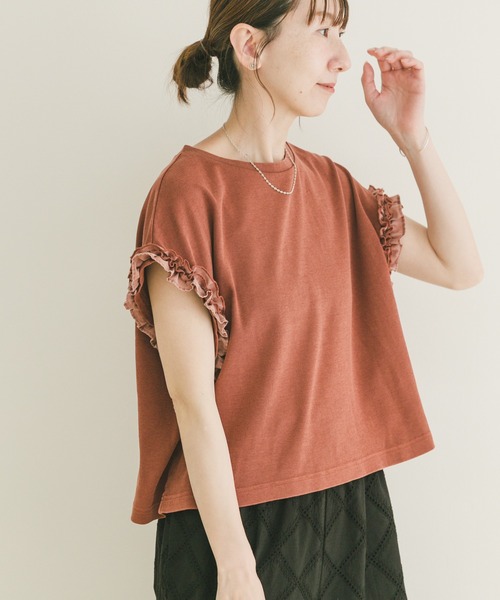 ITEMS URBANRESEARCH(アイテムズ アーバンリサーチ)の「ドッキングフリルTシャツ(Tシャツ/カットソー・レディース・スミクロ/レッド系その他/オフホワイト/ライトベージュ・FREE)」の18枚目の写真
