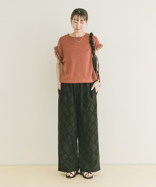ITEMS URBANRESEARCH(アイテムズ アーバンリサーチ)の「ドッキングフリルTシャツ(Tシャツ/カットソー・レディース・スミクロ/レッド系その他/オフホワイト/ライトベージュ・FREE)」の20枚目の写真