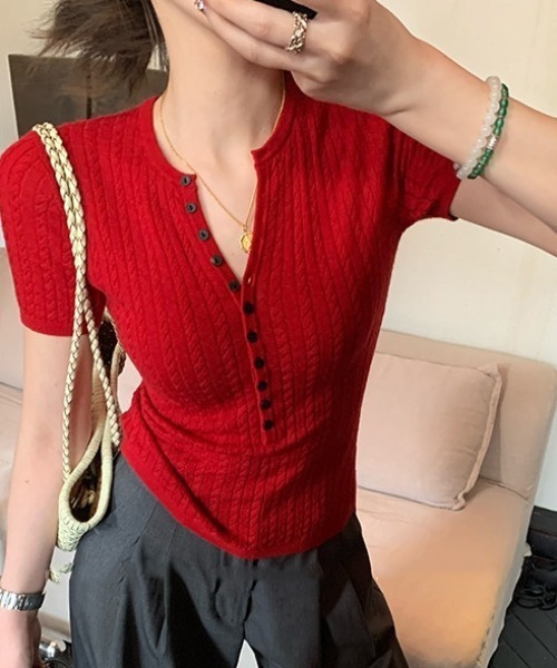 Vipoa(ヴィポア)の「Henley cable knit tops(ニット/セーター・レディース・グレー/レッド/ホワイト/ネイビー・FREE)」の18枚目の写真