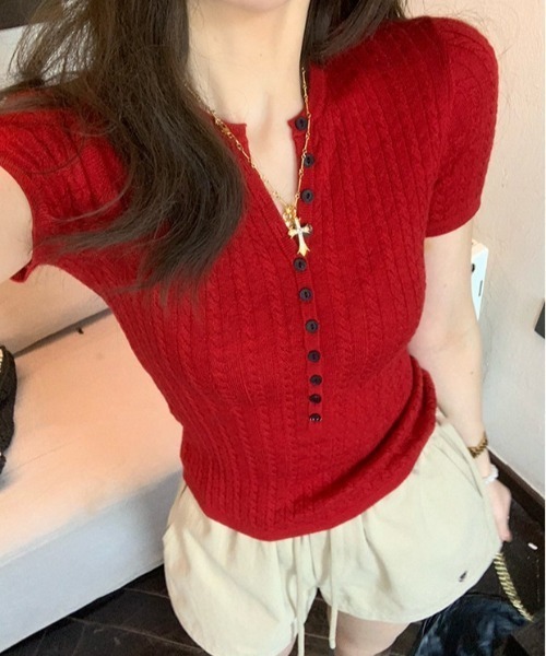 Vipoa(ヴィポア)の「Henley cable knit tops(ニット/セーター・レディース・グレー/レッド/ホワイト/ネイビー・FREE)」の17枚目の写真