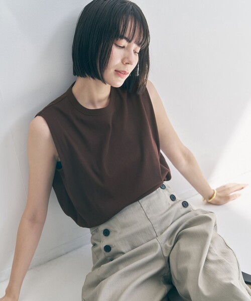 UNFILO(アンフィーロ)の「ドライタッチフライス ノースリーブ Tシャツ(Tシャツ/カットソー・レディース・ブラック系/ホワイト系/ダークブラウン系・SMALL/MEDIUM/LARGE)」の6枚目の写真