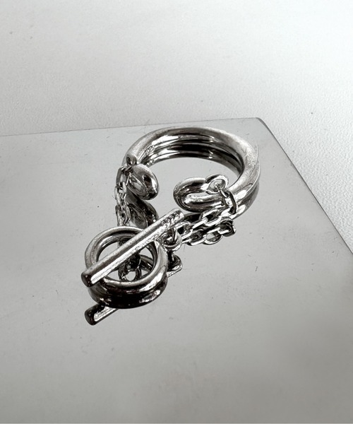 LVEU.(ラブユ.)の「【LVEU.】チェーンシルバーリング / リング 指輪 アクセサリー レイヤード 二連 チェーン シルバー ZOZOTOWN限定(リング・レディース・シルバー・FREE)」の2枚目の写真