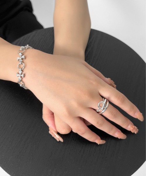 LVEU.(ラブユ.)の「【LVEU.】チェーンシルバーリング / リング 指輪 アクセサリー レイヤード 二連 チェーン シルバー ZOZOTOWN限定(リング・レディース・シルバー・FREE)」の13枚目の写真