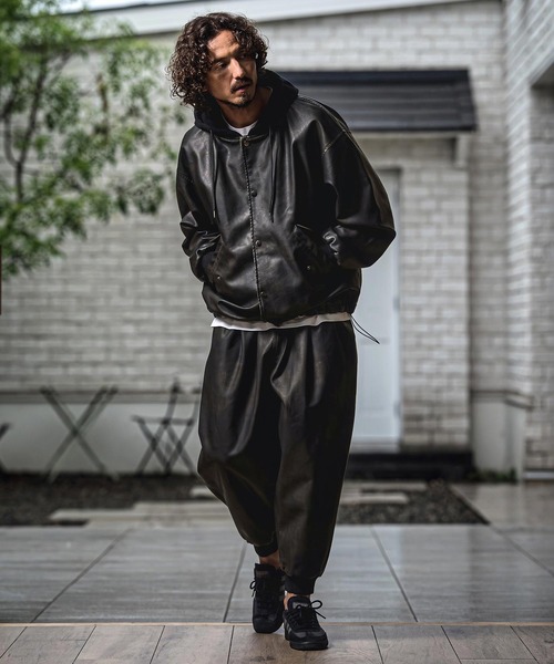 CAMBIO(カンビオ)の「mp15151- Vintage Finish Faux Leather Tuck Baloon Pants タックバルーンパンツ(MIU-262-012)(その他パンツ・メンズ・ブラウン/ブラック・M/S/L)」の7枚目の写真