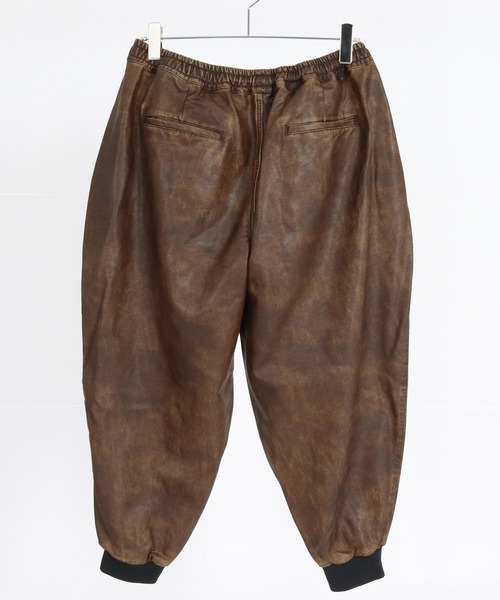 CAMBIO(カンビオ)の「mp15151- Vintage Finish Faux Leather Tuck Baloon Pants タックバルーンパンツ(MIU-262-012)(その他パンツ・メンズ・ブラウン/ブラック・M/S/L)」の18枚目の写真