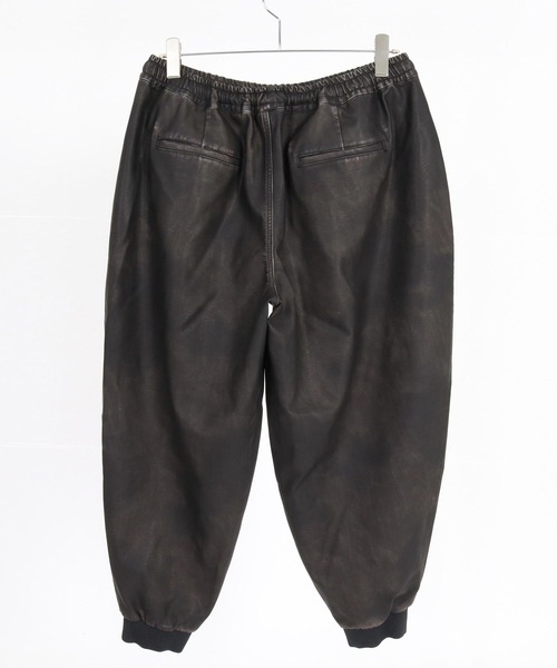 CAMBIO(カンビオ)の「mp15151- Vintage Finish Faux Leather Tuck Baloon Pants タックバルーンパンツ(MIU-262-012)(その他パンツ・メンズ・ブラウン/ブラック・M/S/L)」の21枚目の写真
