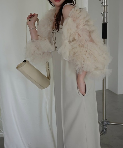 WILLFULLY(ウィルフリー)の「motif tulle sheer bolero tops(カーディガン/ボレロ・レディース・ピンク/ナチュラル/ブラック・FREE)」の15枚目の写真