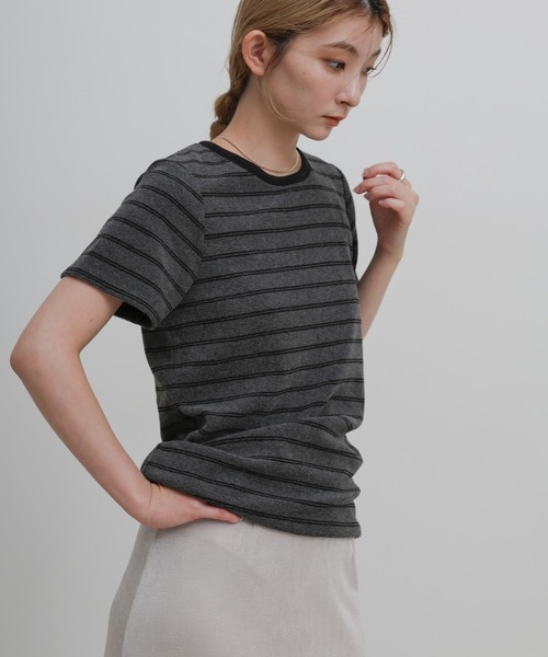 select MOCA(セレクトモカ)の「【S/Mサイズ展開】パイルボーダーTシャツ(Tシャツ/カットソー・レディース・チャコールグレー/ライトグレー/アイボリー・MEDIUM/SMALL)」の9枚目の写真