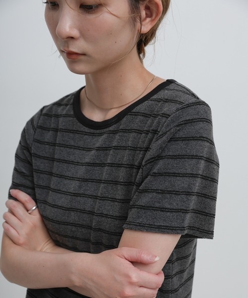 select MOCA(セレクトモカ)の「【S/Mサイズ展開】パイルボーダーTシャツ(Tシャツ/カットソー・レディース・チャコールグレー/ライトグレー/アイボリー・MEDIUM/SMALL)」の12枚目の写真