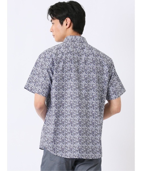 TAKA-Q(タカキュー)の「シャツ メンズ 半袖 ストレッチ 吸水速乾 ノンアイロン ワイドカラー ややゆったり ルーズフィット トリコット 小花(シャツ/ブラウス・メンズ・ネイビー/ブルー・LARGE/X-LARGE/MEDIUM)」の18枚目の写真