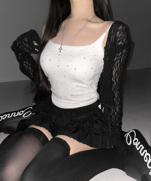 me+em select(ミームセレクト)の「【 3color 】ラインストーンスクエアネックスリムキャミソール / Rhinestone square neck slim camisole(キャミソール・レディース・グレー/ブラック/ホワイト・FREE)」の6枚目の写真