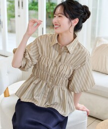 シャーリングパフスリーブブラウス
