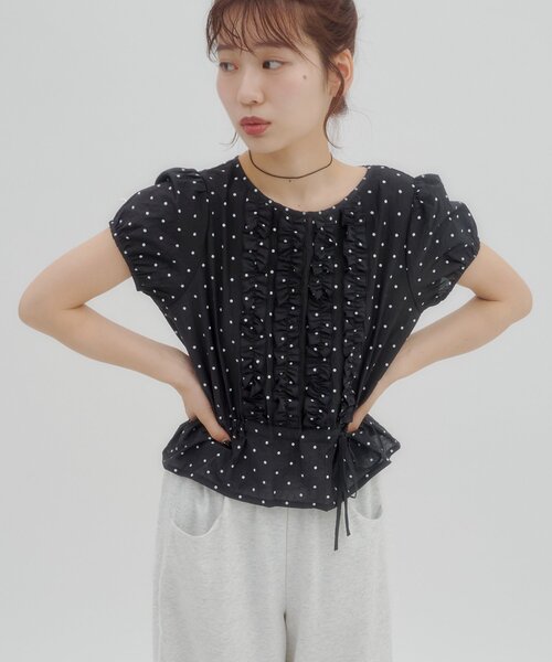 DISCOAT(ディスコート)の「【umm.】ドット柄サイドリボンフリルブラウス(シャツ/ブラウス・レディース・オフホワイト/ブラック/サックスブルー・FREE)」の10枚目の写真