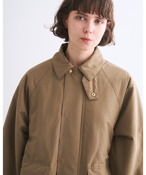 Traditional Weatherwear(トラディショナルウェザーウェア)の「ELTON LONG QLT(ダウンジャケット/コート・レディース・ベージュ・34)」の6枚目の写真