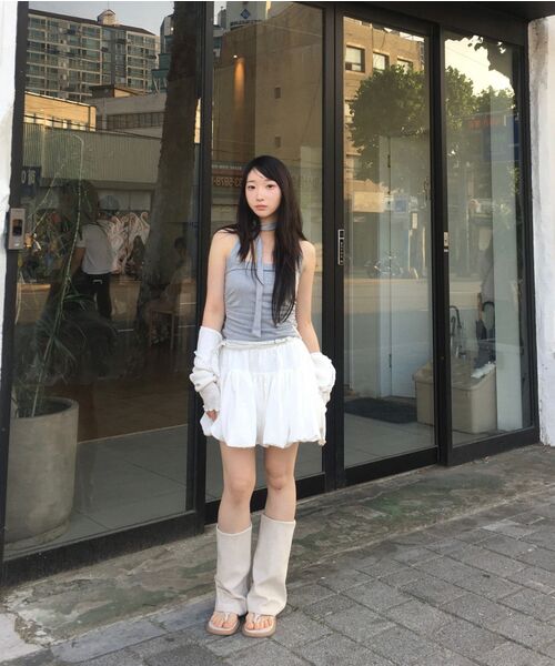 MORVE13（モルブ13）の「ソフィーパンプキンスカートショーツ（その他パンツ・レディース・アイボリー/ブラック/オリーブ/スカイブルー・SMALL/MEDIUM）」の8枚目の写真