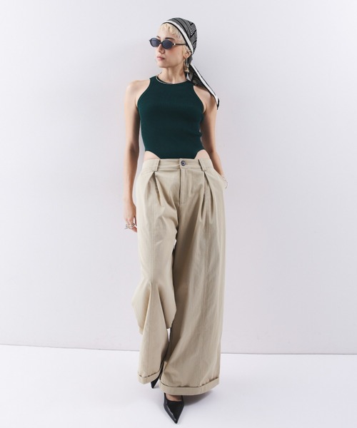 HANNE(アン)の「ローライズタックワイドパンツ(その他パンツ・レディース・ホワイト/ベージュ/ブラック・S/M)」の5枚目の写真