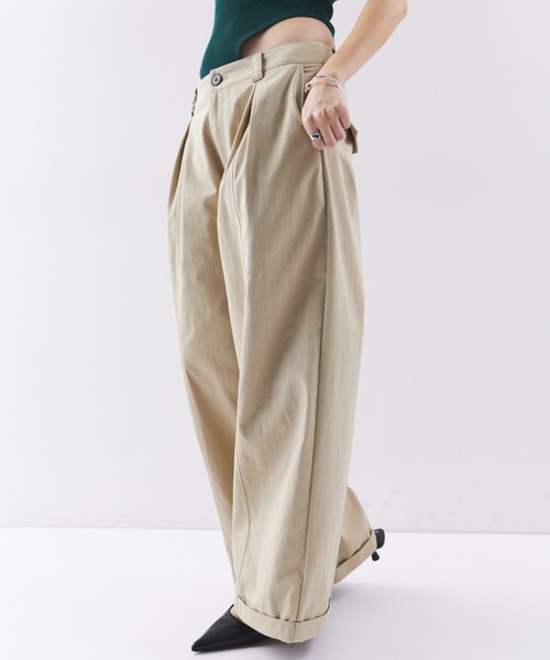 HANNE(アン)の「ローライズタックワイドパンツ(その他パンツ・レディース・ホワイト/ベージュ/ブラック・S/M)」の10枚目の写真