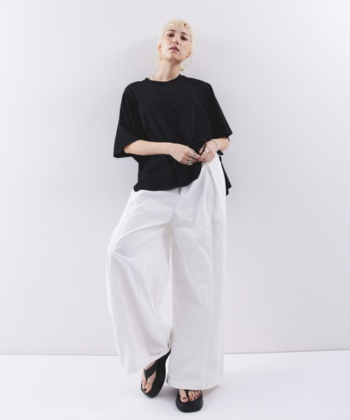HANNE(アン)の「ローライズタックワイドパンツ(その他パンツ・レディース・ホワイト/ベージュ/ブラック・S/M)」の18枚目の写真