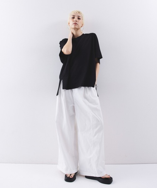 HANNE(アン)の「ローライズタックワイドパンツ(その他パンツ・レディース・ホワイト/ベージュ/ブラック・S/M)」の19枚目の写真