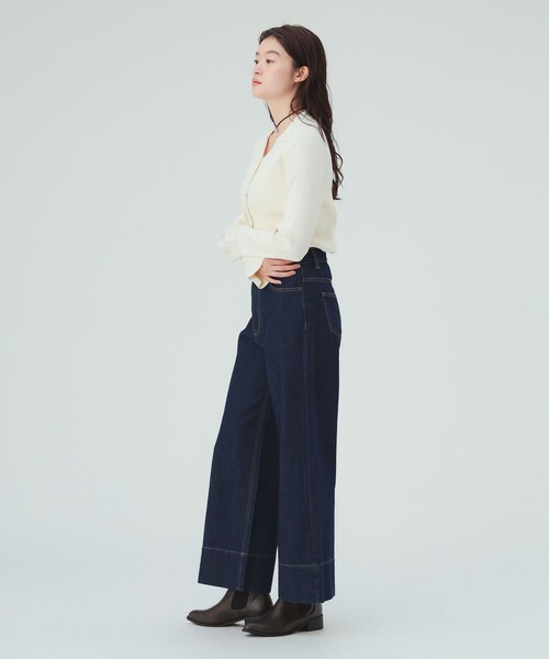 BEAMS HEART(ビームスハート)の「センタープレス ワイド デニム パンツ(デニムパンツ・レディース・インディゴブルー/ブラック/ライトブルー・SMALL/MEDIUM)」の13枚目の写真