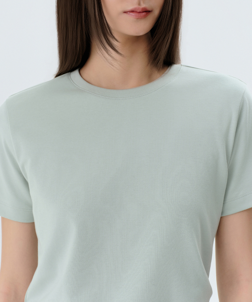 MUSINSA STANDARD WOMAN（ムシンサスタンダードウーマン）の「ウィメンズベーシッククルーネックTシャツ[ペールミント]（Tシャツ/カットソー・レディース・その他・SMALL/MEDIUM/LARGE/X-SMALL）」の4枚目の写真