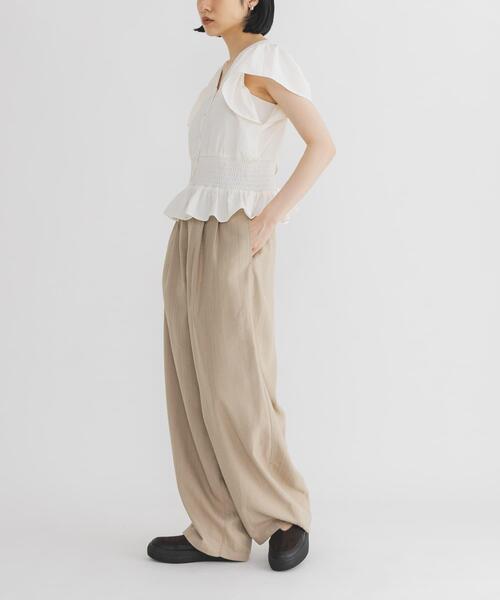 KBF(ケイビーエフ)の「リネンミックスWIDEコクーンパンツ(その他パンツ・レディース・ネイビー/ベージュ・36/38)」の19枚目の写真