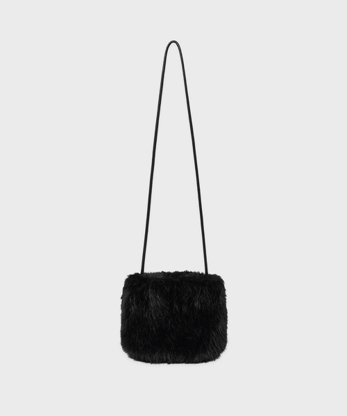 SINOON(シヌーン)の「SN Mini Fur Cross Bag (Black)(メッセンジャーバッグ・レディース・ブラック・FREE)」の1枚目の写真